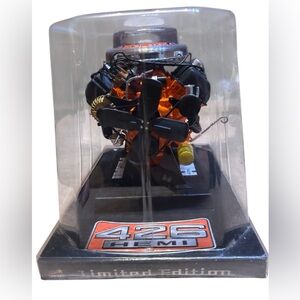 426 Hemi Engine Model limited edition mechanics gear head racing enthusiasts